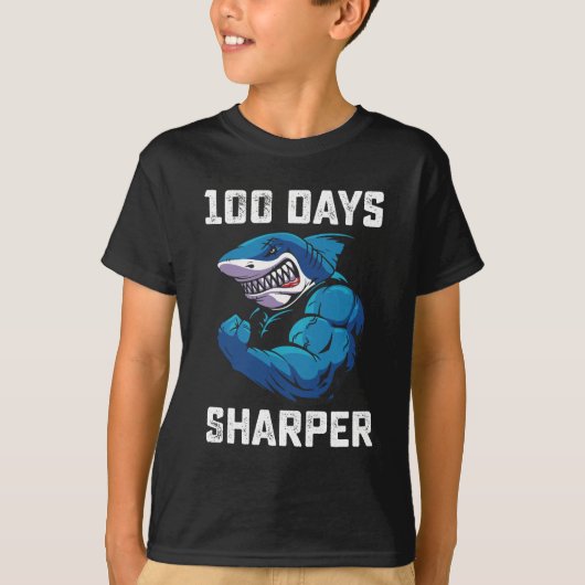 100日シャープシャーク100日目の学校ジム Tシャツ (正面)
