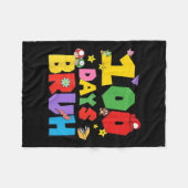 100日ブおもしろいル100日目子供へ フリースブランケット (正面(横))