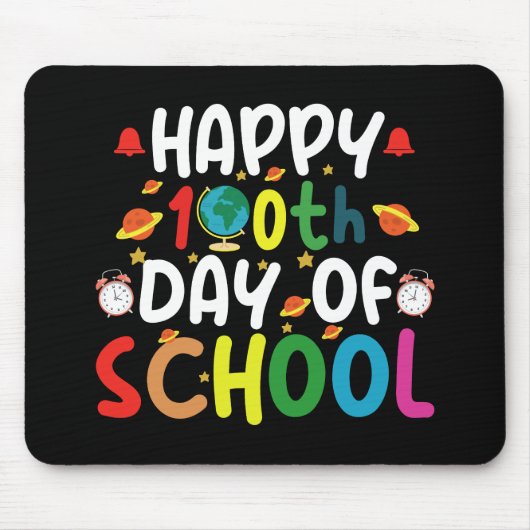 100日目の学校をお祝いする先生と生徒 マウスパッド (正面)