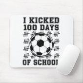 100日目の学校をキックしたサッカー好き100日目 マウスパッド (マウス)