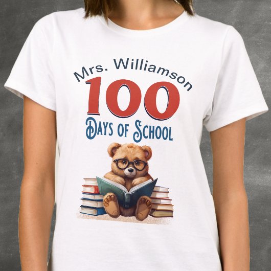 100日目の学校 かわいいクマの読書 先生 Tシャツ