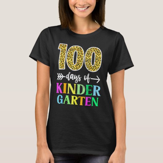 100日目の幼稚園の先生ヒョウ10 Tシャツ (正面)