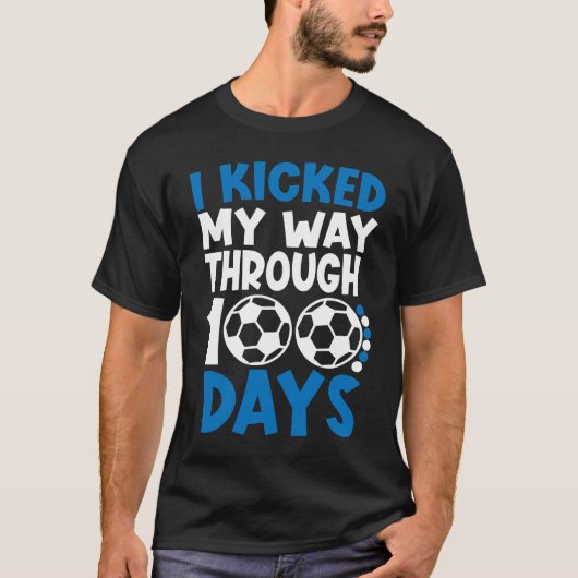 100日目の登校日 サッカー少年 100日お祝い Tシャツ (正面)