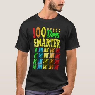 100日目を迎えたお祝いの先生 100日祝い Tシャツ