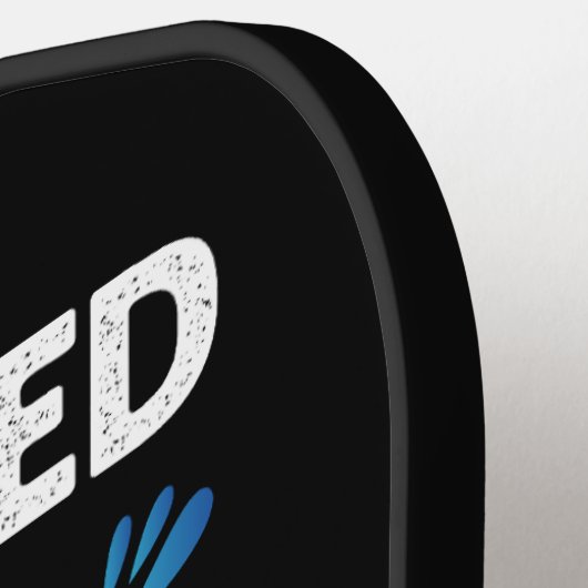 100日間の学校のモンスタートラック男子を粉砕した ピックルボールラケット (左詳細)