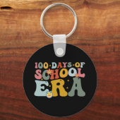 100日間の学校時代のグルーヴィーな先生と子供たち キーホルダー (正面)