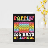 100日間の学校生活をポップコーンで楽しむ子供たち ティーチャー カード (黄色い花)