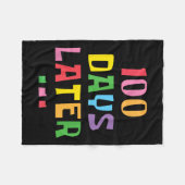 100日100日後の学校先生の子供 フリースブランケット (正面(横))