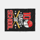 100日・オブ・スクール・ボーイズ100日目 フリースブランケット (正面(横))