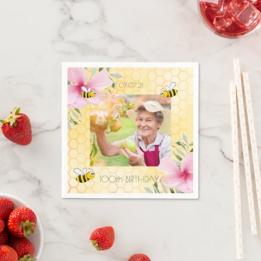 100歳の誕生日の写真ハッピーバンブルハチ スタンダードカクテルナプキン (インサイチュ)
