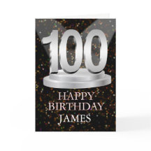 100歳の誕生日を特別な名札で輝かせる