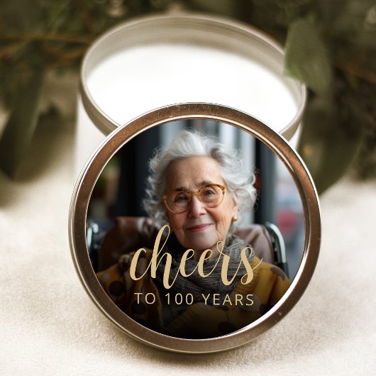 100歳の誕生日パーティーの写真 乾杯 ラウンドシール