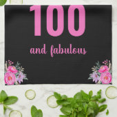 100歳の誕生日ブラックピンクのフローラ ユニーク キッチンタオル (折り畳み)