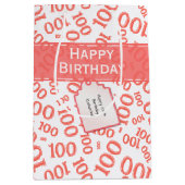100歳の誕生日 コーラル/ホワイト ランダムナンバー パターン ミディアムペーパーバッグ (正面)