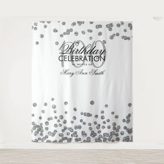 100歳の誕生日 銀白色のコンフェッティ 背景 タペストリー (正面)