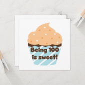 100歳は甘い誕生日Tシャツとプレゼント カード (正面/裏面インサイチュ)