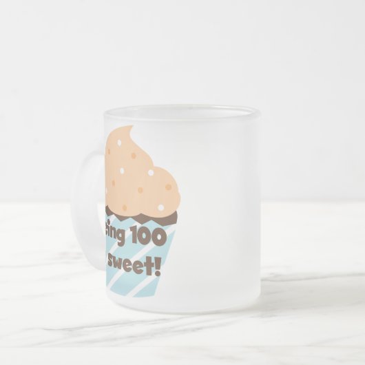 100甘い誕生日のTシャツおよびギフトですであることは フロストグラスマグカップ (正面左)