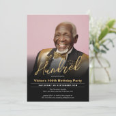100誕生日ブラック金ゴールドミニマル写モダン真 招待状 (スタンド正面)