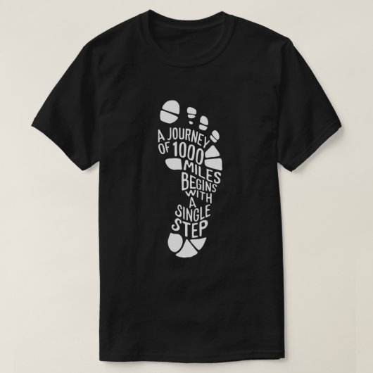 1000感動的マイルの旅の足跡 Tシャツ (デザイン正面)