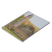 1000歳以上のアイリッシュラウンドタワー ノートブック (左側)