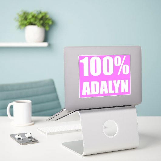 100% アダリン シール (デスク上のノートパソコン)