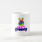 100%レインボーハンドピースサイン付きGroovy コーヒーマグカップ (中央)