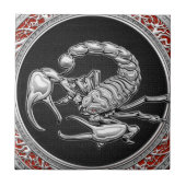 [100]聖なる銀のサソリのオン・ブラック タイル (正面)