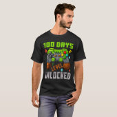 100 Days Level Unlocked Gaming 100 Days Of School Tシャツ (正面フル)