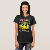 100 Days Of School 100th Day Smile Groovy Face Tea Tシャツ (正面フル)