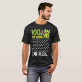 100 Days of School 3rd Grade Frog Time Flies Boys  Tシャツ (正面フル)