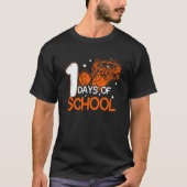 100 Days Of School Basketball Dunking Student Tシャツ (正面)