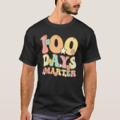 100 Days Smarter Teacher Students Happy 100th Day  Tシャツ (正面)
