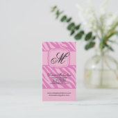 100 Pink on Pink Zebra印刷イニシャル名刺 名刺 (スタンド正面)