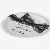 100th誕生日の黒いダマスク織およびフェイクな弓 ペーパープレート (アングル)