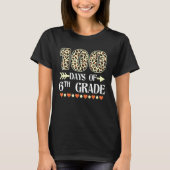 100th Day Of 6th Grade Teachers 100 Days Of School Tシャツ (正面)