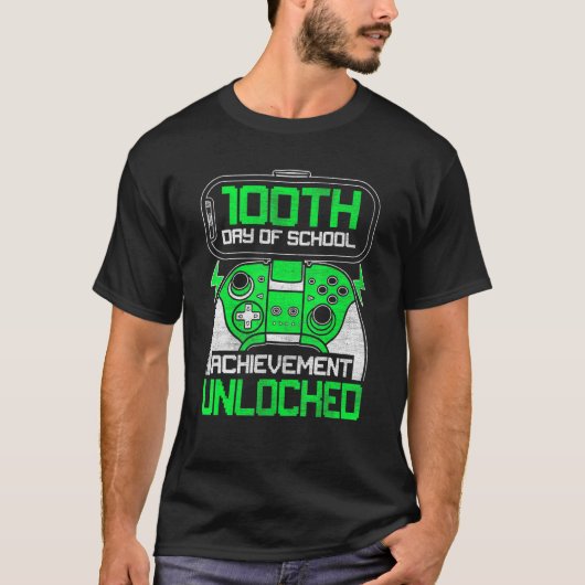 100th Day Of School Achievement Unlocked  Kids Boy Tシャツ (正面)