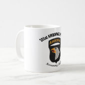 101stイーグルス空輸の"叫ぶ"の-コップ コーヒーマグカップ (正面左)