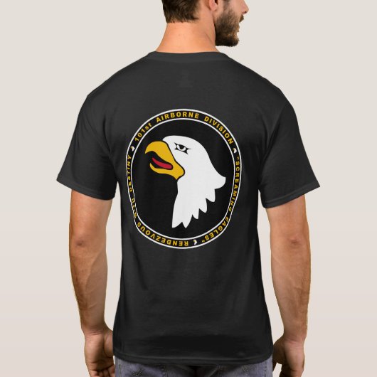 101st空輸のわめくイーグルスはワイシャツを密封します tシャツ (裏面)