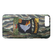 101st空輸のベトナムNamの退役軍人 Case-Mate iPhoneケース (裏面(横))