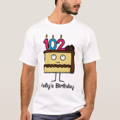 102nd蝋燭が付いているお誕生日ケーキ tシャツ (正面)