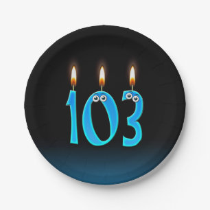 103rdつけられた蝋燭数を用いる誕生日 ペーパープレート