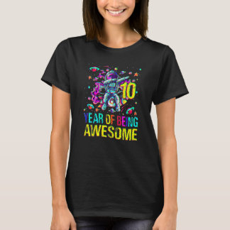 10 Birthday Year Of Being Awesome Astronaut  1 Tシャツ