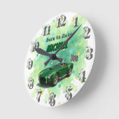 10 Year Old Birthday Party Green Racing Car ラウンド壁時計 (傾斜)