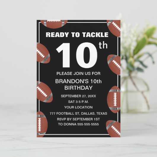 10th誕生日パーティーサッカーブラックスポーツキッズボーイ 招待状 (スタンド正面)