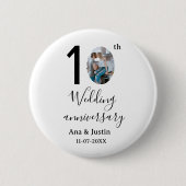 10th wedding anniversary name photo bold letter st 缶バッジ (正面)