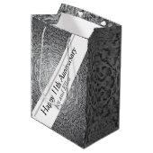 11周年記念スチール ミディアムペーパーバッグ (正面アングル)