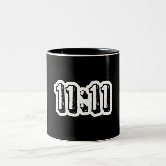 11時11分 ツートーンマグカップ (中央)