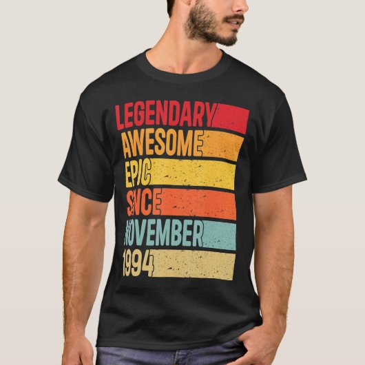 11月から28歳の伝説的素晴らし叙事詩 Tシャツ (正面)