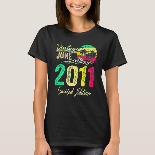 11歳のヴィンテージ 2011年6月 11歳の誕生日 Tシャツ (正面)