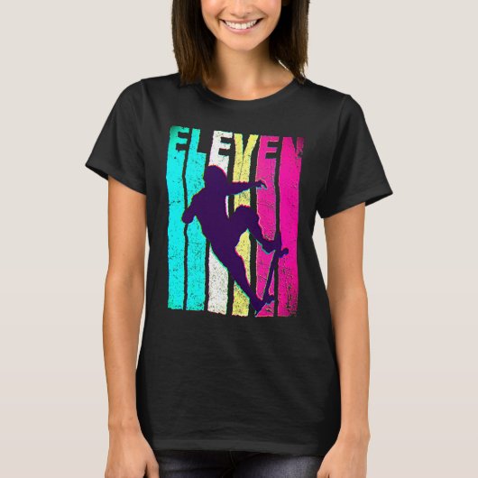 11歳の誕生日おめでとうレトロスケートボード Tシャツ (正面)